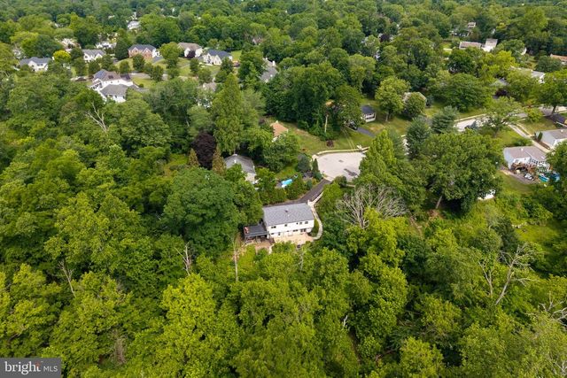 752 RAYNHAM RD, Collegeville, PA 19426