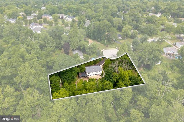752 RAYNHAM RD, Collegeville, PA 19426