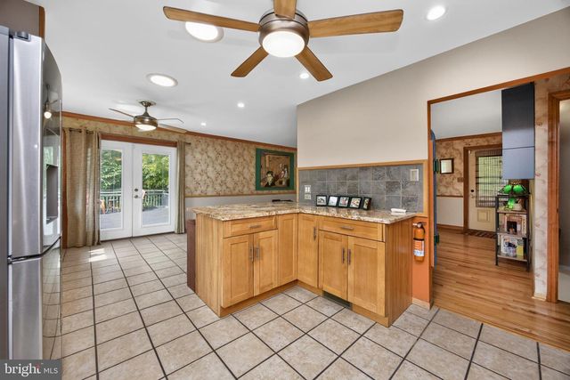 752 RAYNHAM RD, Collegeville, PA 19426