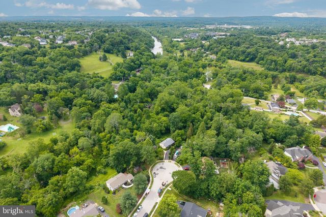 752 RAYNHAM RD, Collegeville, PA 19426