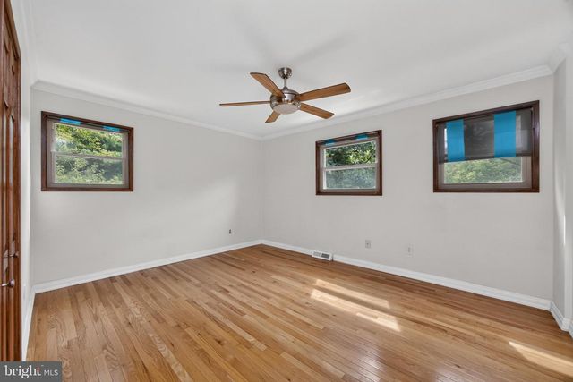 752 RAYNHAM RD, Collegeville, PA 19426
