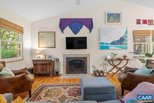 213 TURKEY RIDGE RD, Charlottesville, VA 22903