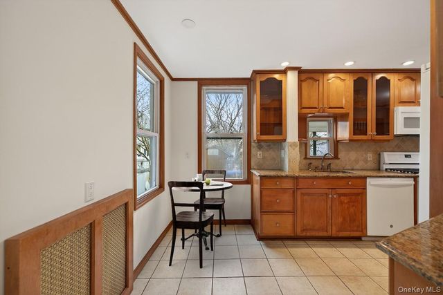 30 Blanchard Avenue, Dobbs Ferry, NY 10522