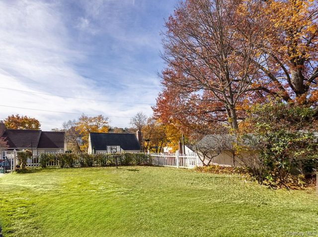 30 Blanchard Avenue, Dobbs Ferry, NY 10522