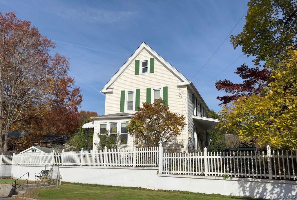 30 Blanchard Avenue, Dobbs Ferry, NY 10522