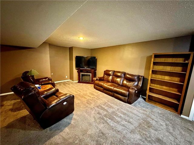 2363 W Elizabeth Street, Olathe, KS 66061