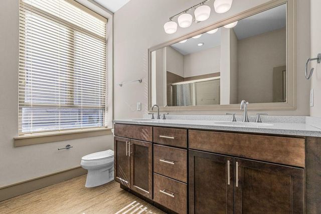 51 N High Street, 501, Columbus, OH 43215