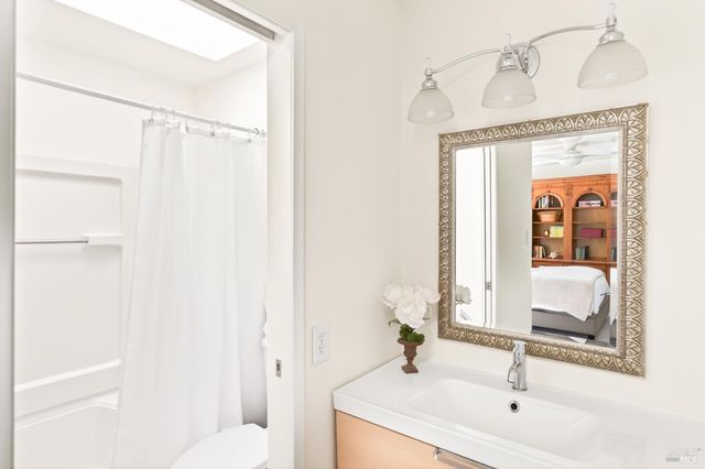 3541 Twin Oaks Dr, Napa, CA 94558