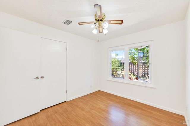 3541 Twin Oaks Dr, Napa, CA 94558