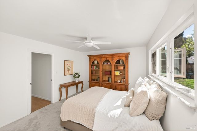 3541 Twin Oaks Dr, Napa, CA 94558