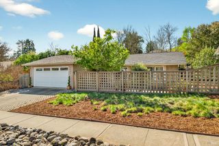 3541 Twin Oaks Dr, Napa, CA 94558