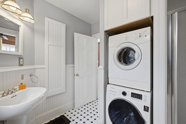 36 Walton St, Boston, MA 02124