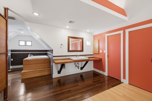 36 Walton St, Boston, MA 02124