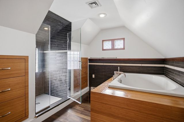 36 Walton St, Boston, MA 02124