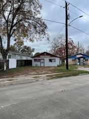 7413 W Montgomery Road, Houston, TX 77091