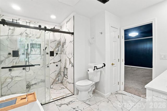 11841 Royal Castle Court, Charlotte, NC 28277