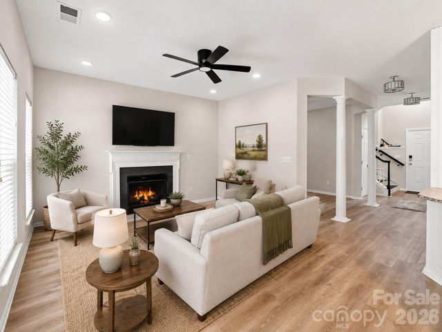 11841 Royal Castle Court, Charlotte, NC 28277