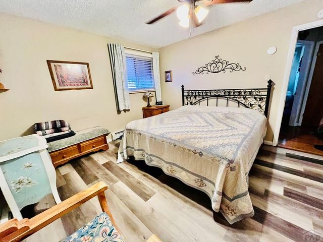 15 Stanford Ave, Pueblo, CO 81005
