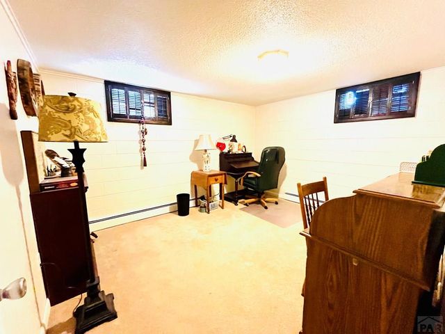 15 Stanford Ave, Pueblo, CO 81005