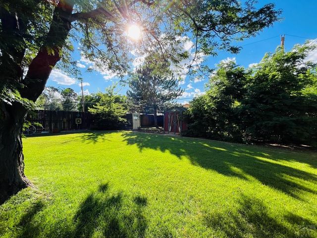15 Stanford Ave, Pueblo, CO 81005