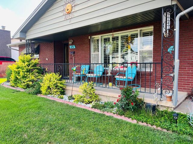 15 Stanford Ave, Pueblo, CO 81005