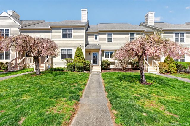 5703 Applewood Circle, Carmel, NY 10512