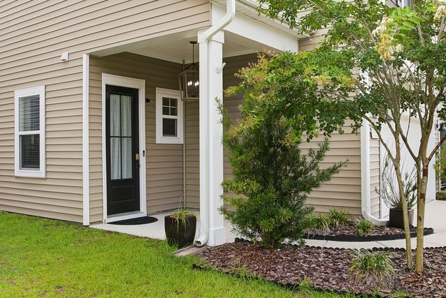 3818 Sawmill Court, Mount Pleasant, SC 29429