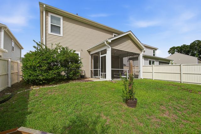 3818 Sawmill Court, Mount Pleasant, SC 29429