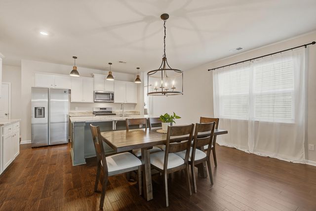 3818 Sawmill Court, Mount Pleasant, SC 29429