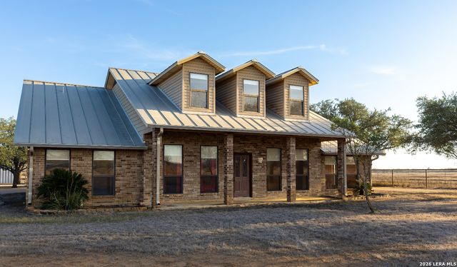 375 Bluntzer Rd, Jourdanton, TX 78026