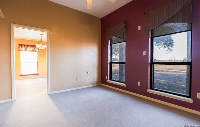 375 Bluntzer Rd, Jourdanton, TX 78026