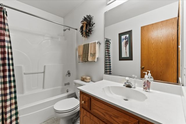 4513 Skylark Lane, Plainfield, IL 60586