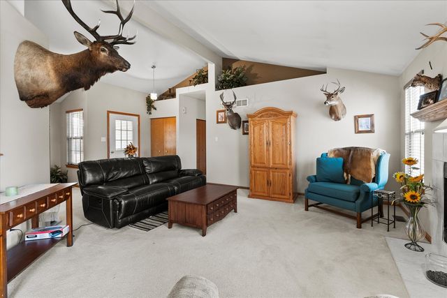 4513 Skylark Lane, Plainfield, IL 60586