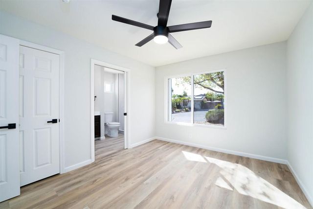 838 Loganberry Court, San Marcos, CA 92069