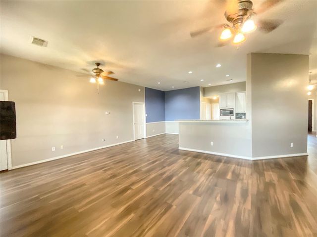 9509 Dry Springs Drive, La Porte, TX 77571