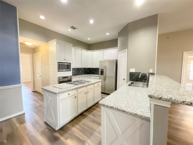 9509 Dry Springs Drive, La Porte, TX 77571