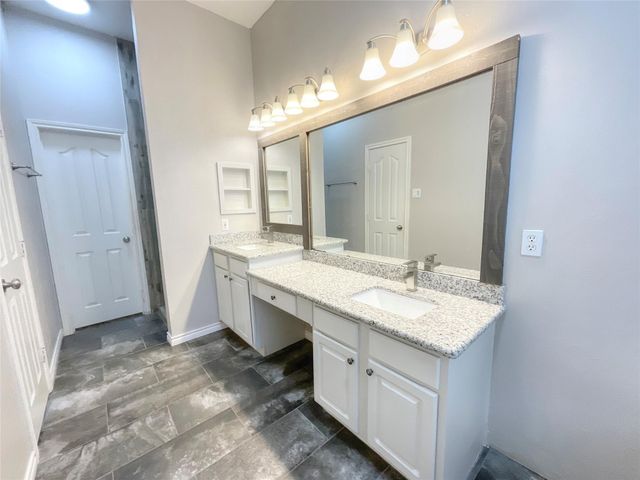 9509 Dry Springs Drive, La Porte, TX 77571