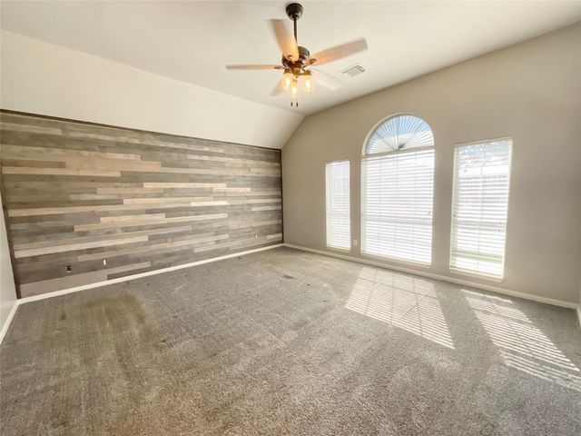 9509 Dry Springs Drive, La Porte, TX 77571