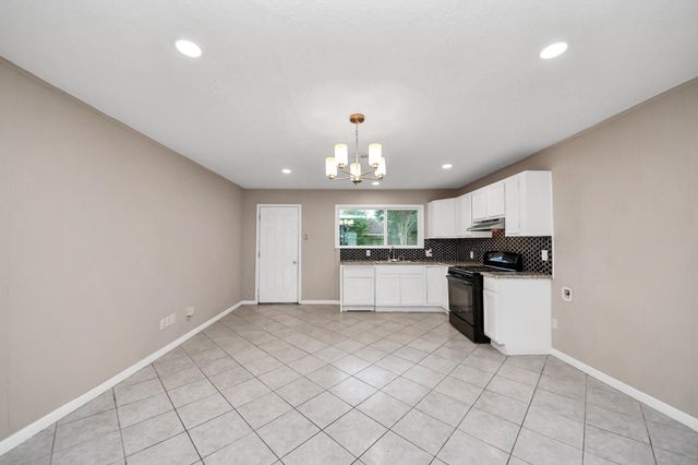 11607 Neff Street, Houston, TX 77072