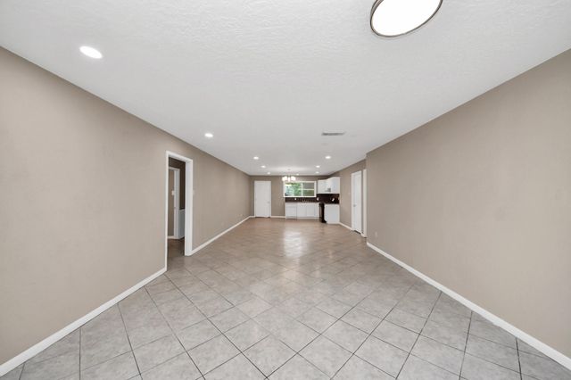 11607 Neff Street, Houston, TX 77072