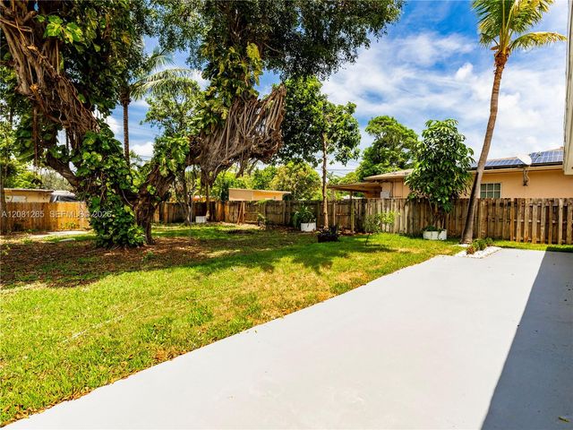 254 SW 4th Street, Dania Beach, FL 33004