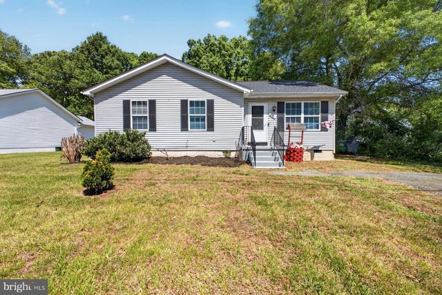 105 WOODLAND DR, Indian Head, MD 20640