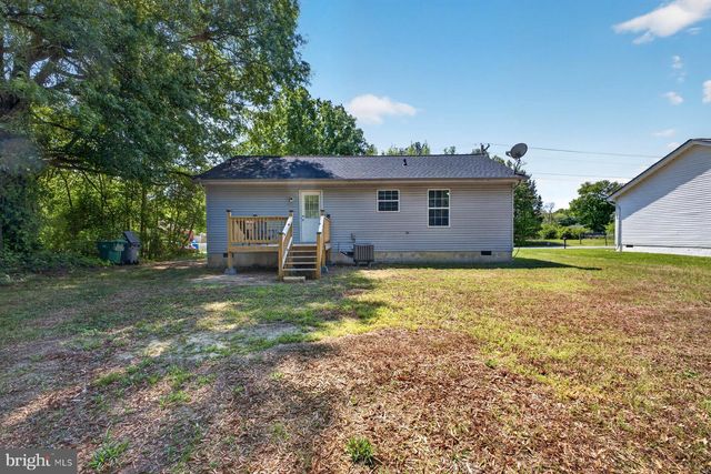 105 WOODLAND DR, Indian Head, MD 20640