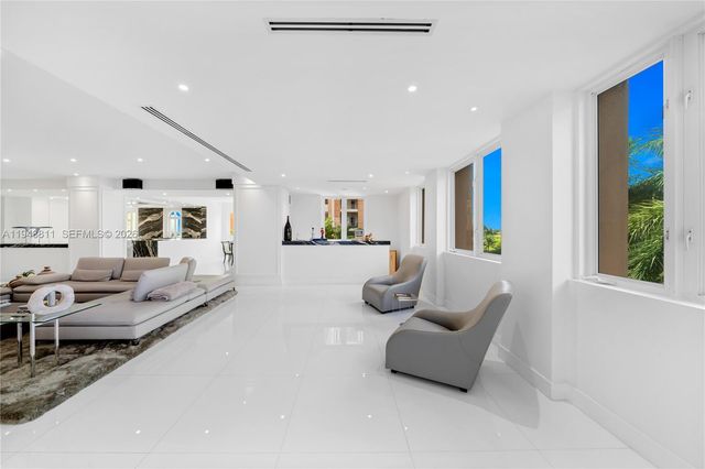 600 Coral Way 2, Coral Gables, FL 33134