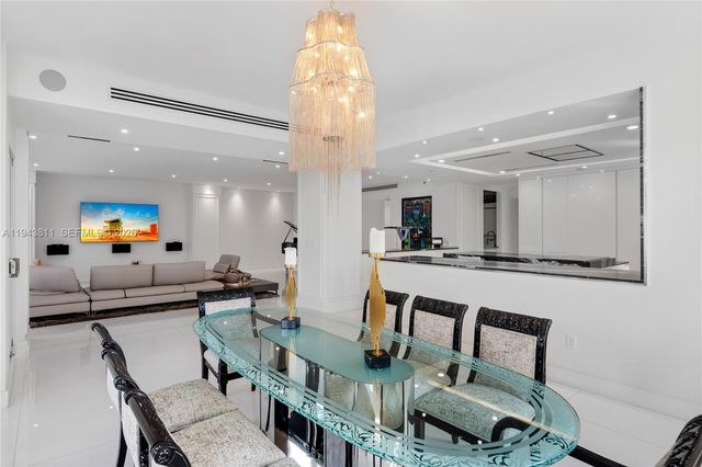 600 Coral Way 2, Coral Gables, FL 33134