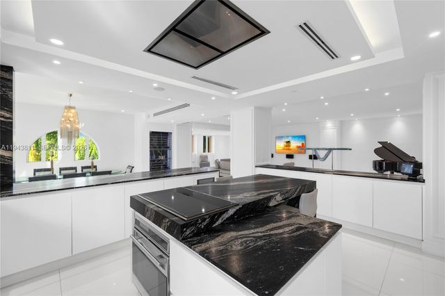 600 Coral Way 2, Coral Gables, FL 33134