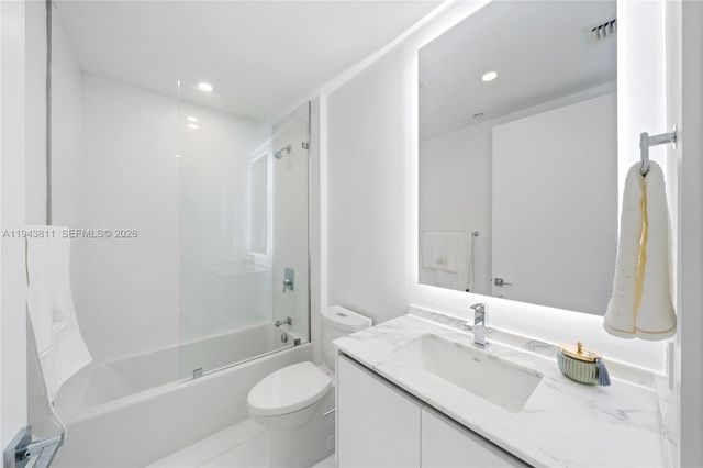 600 Coral Way 2, Coral Gables, FL 33134