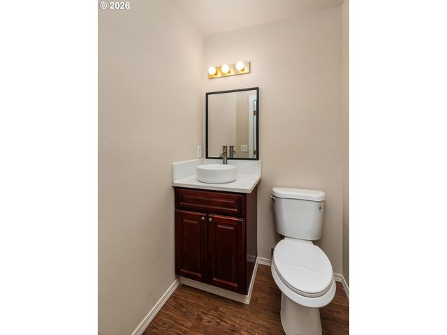 2326 Se LEE Ln, Portland, OR 97233