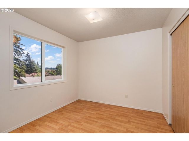 2326 Se LEE Ln, Portland, OR 97233