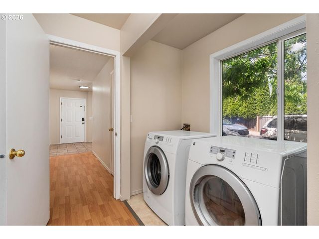 2326 Se LEE Ln, Portland, OR 97233